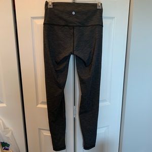 Heather Grey Lululemon Leggings Size 6/8